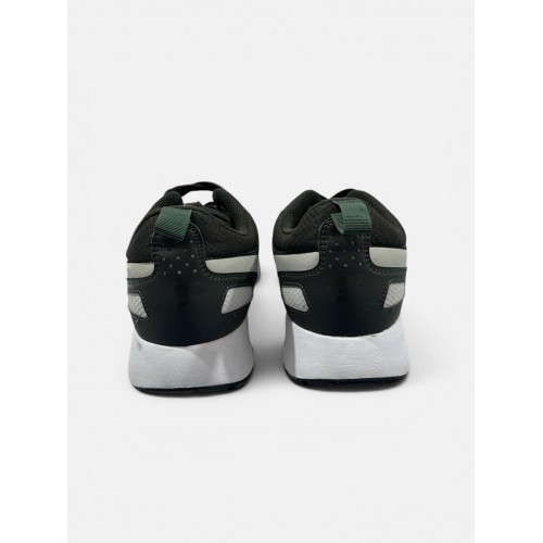 Nike Air Max Oketo Black/White